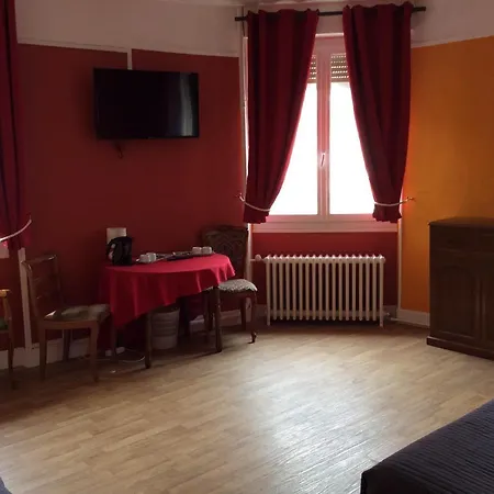 Du Cygne Hotel 2*