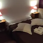 Du Cygne Hotel 2*