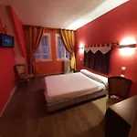 Hotel Du Cygne 2*