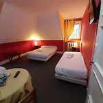 Du Cygne Hotel 2*