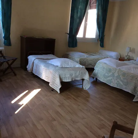 호텔 뒤 시뉴 2*