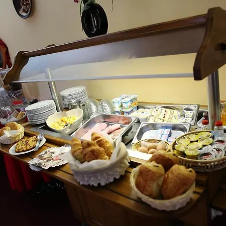 季内酒店 酒店